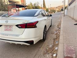 نیسان ئەلتیما